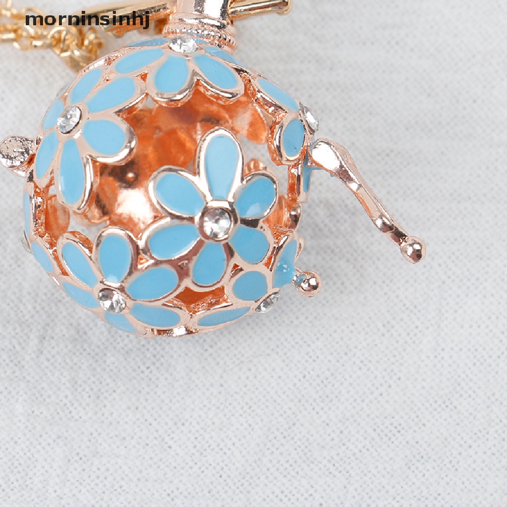 Mor Liontin Locket Bulat Motif Bunga Daisy Untuk Diffuser Aromaterapi