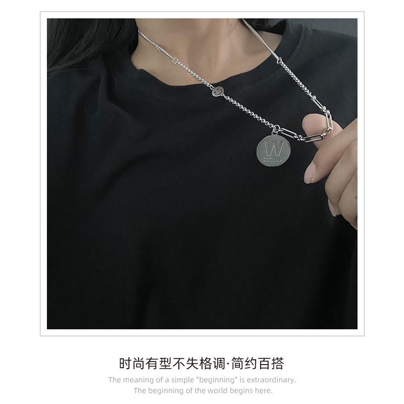 Eropa dan Amerika Internet hot titanium steel necklace in pribadi hip hop bulat merek W huruf kalung