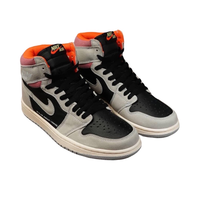 Sepatu N|ke Air Jordan 1 Retro Hi Neutral Grey Hyper Crimson