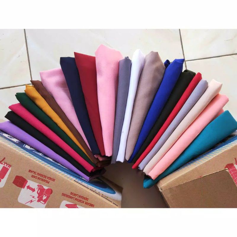PROMO HIJAB JILBAB SEGI EMPAT BELLA SQUARE LAUDYA SQUARE KERUDUNG DAILY PREMIUM POLOS POLLYCOTTON