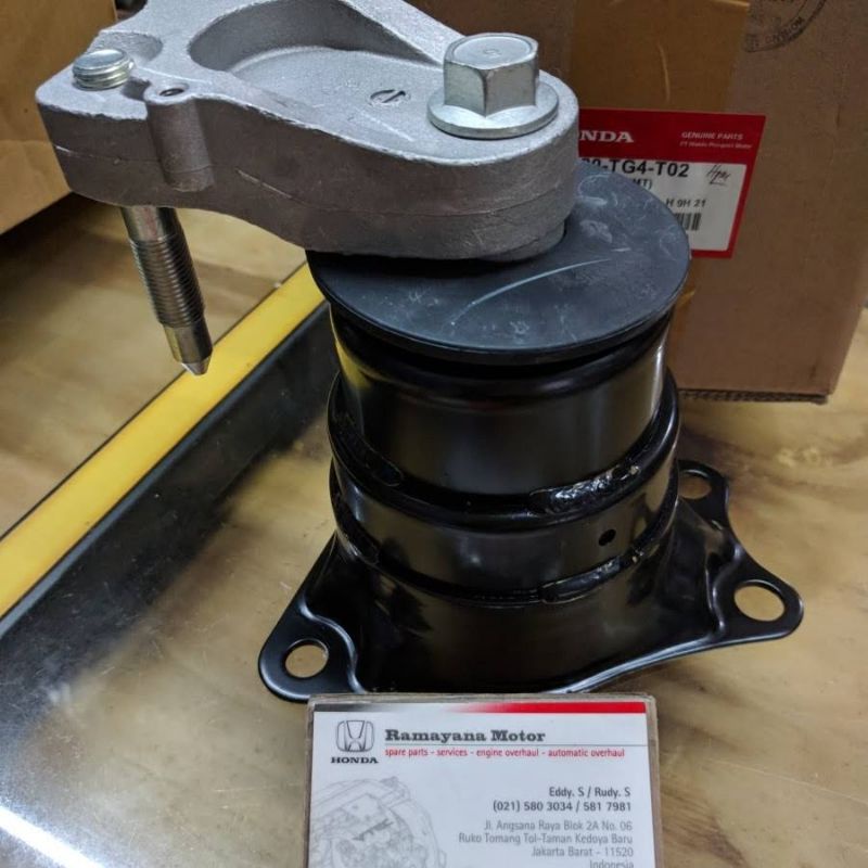 engine mounting mobilio
