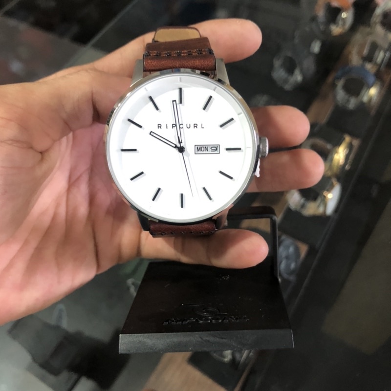 JAM TANGAN PRIA RIPCURL ORIGINAL S19 DETROIT LEATHER WHITE