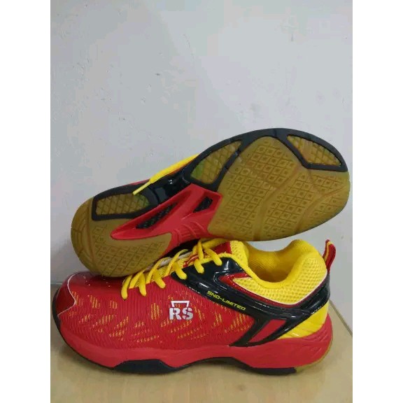 SEPATU BADMINTON RS SND LIMITED