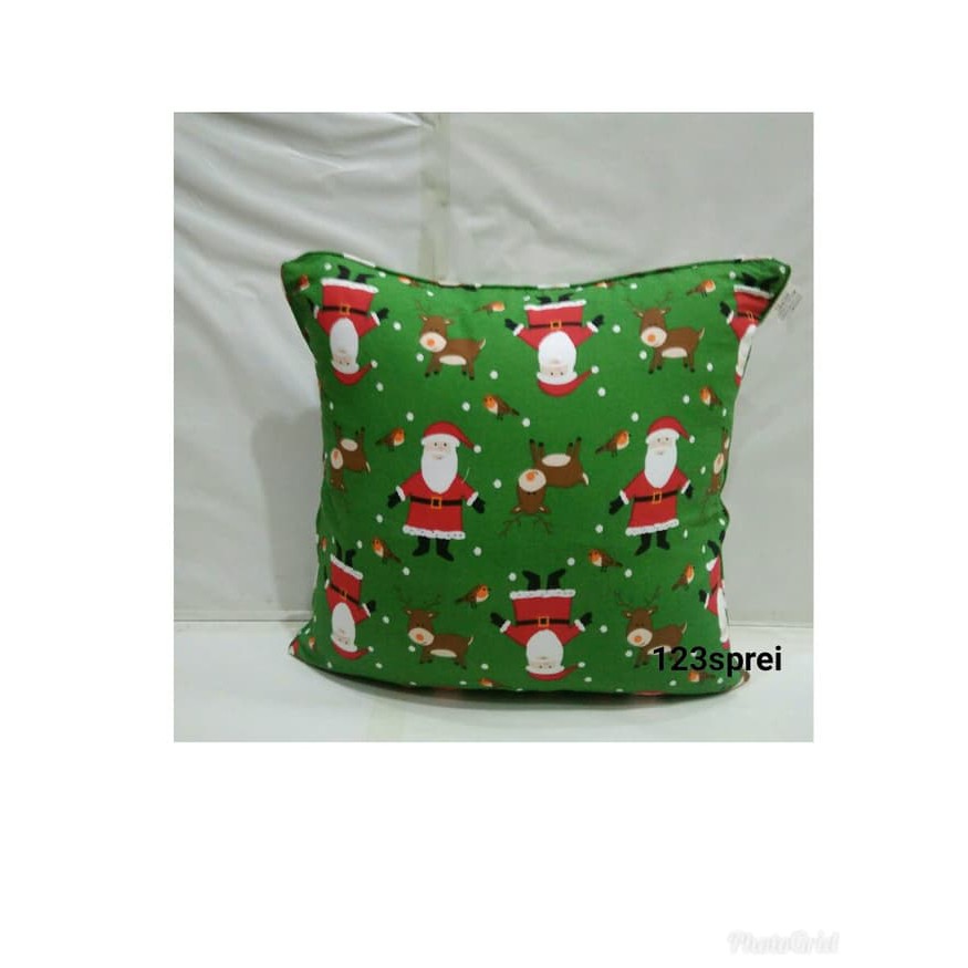 sarung bantal natal 50x50 santa hijau