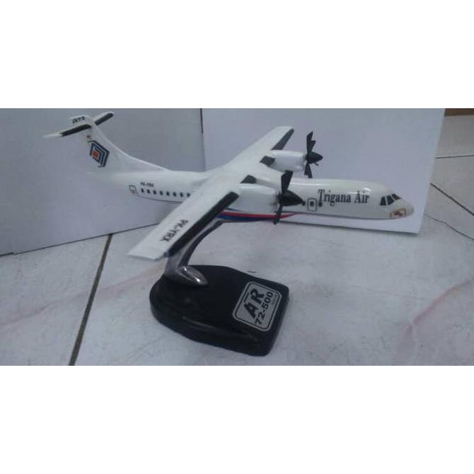 Hari Ini Miniatur Atr Trigana Air Terbatas