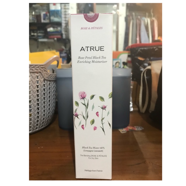 (NEW) Atrue Rose petal black tea enriching moisturizer