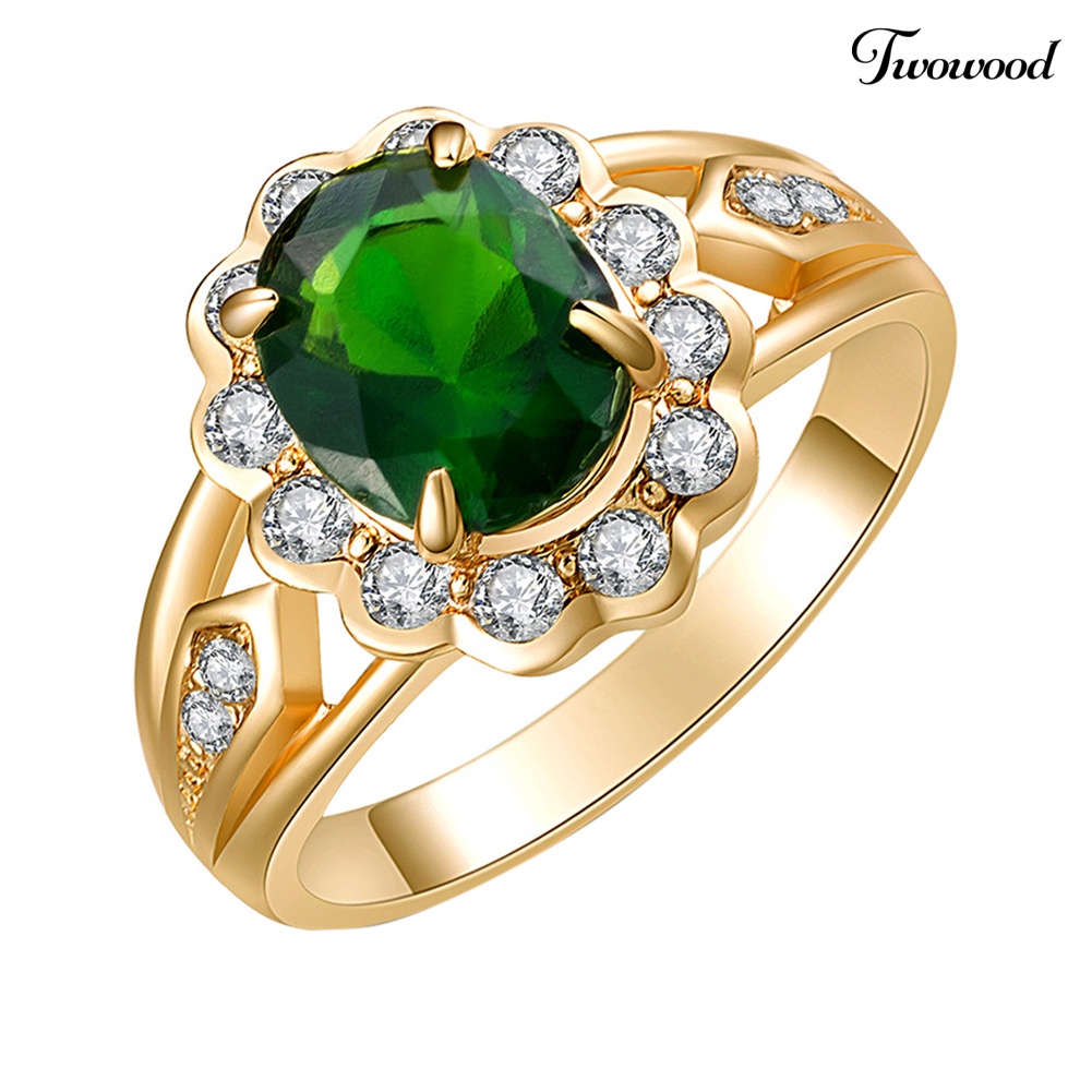 Perhiasan Cincin Wanita Aksen Emerald Berlian Imitasi Gaya Vintage Untuk Pesta