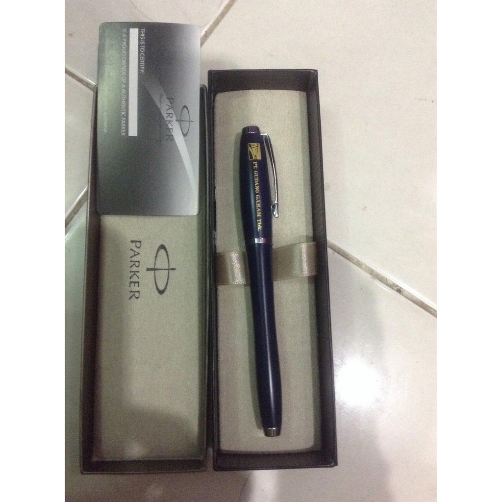 

Pulpen Parker original type urban ( tinta)