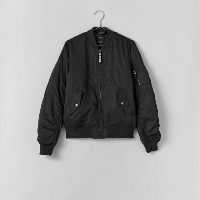 Jaket Bomber Bershka Bomber Jacket with gathered sleeves (biz.indo.store)