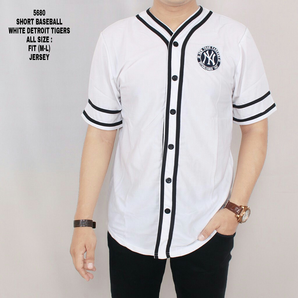 Kaos Baseball Murah/Kaos Distro / Baju Kaos Baseball/Kaos Men/Kaos Baseball Putih