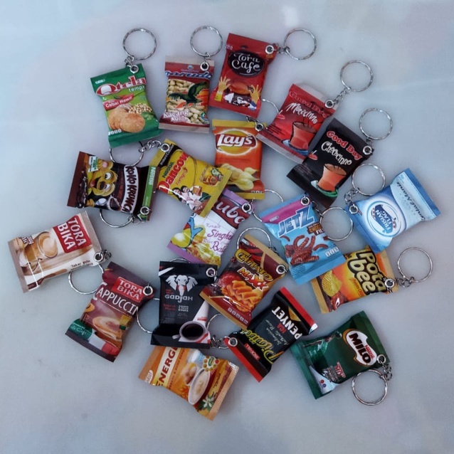 GANTUNGAN KUNCI MINIATUR SNACK SOUVENIR PESTA CINDERA MATA MAGNET KULKAS MAHNET KULKAS LUCU