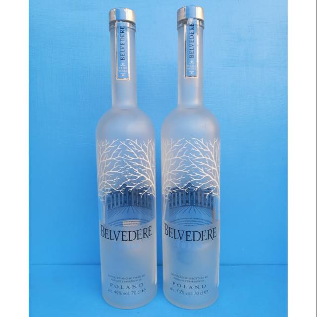 Botol bekas minuman keras import Belvedere vodka no lampu
