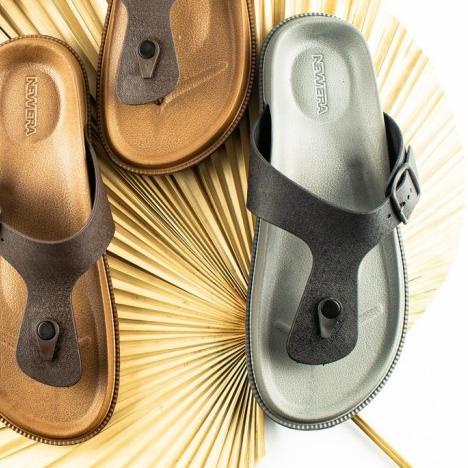 ✦ Sandal Jepit Karet Pria New Era 1137 1253 - Hitam, 39 ♥