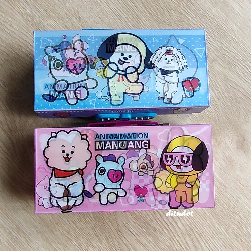 

Tempat Pensil Kode BB-3032 Tempat Pensil KodeTingkat BTS LOL Frozen Kotak Pensil Kode Tingkat Cars Avengers Unicorn