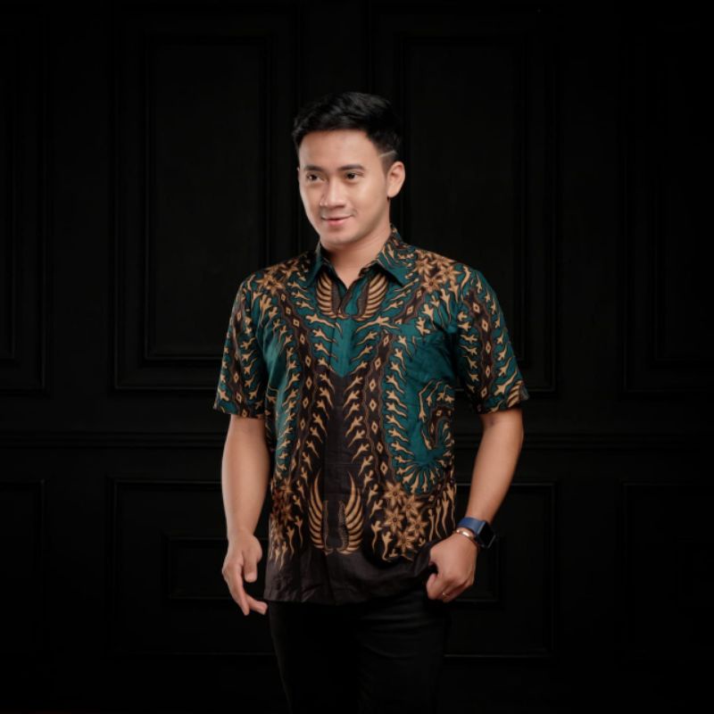 batik terbaru motif keris susun kemeja batik pria lengan pendek