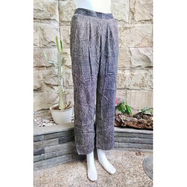 SIMPLICITY ORIGINAL. CELANA KULOT WITH TAG