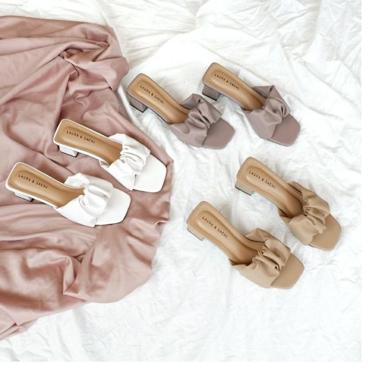 LAURA & SACHI SACHI101 Baru