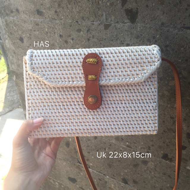 Tas Rotan Putih Kotak Ata Rattan Handmade Bag Lokal Bali Murah Grosir Supplier