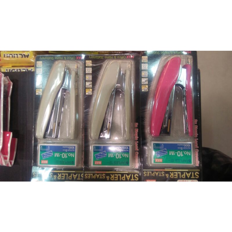 

Staples satu set + isi - by Gramedia