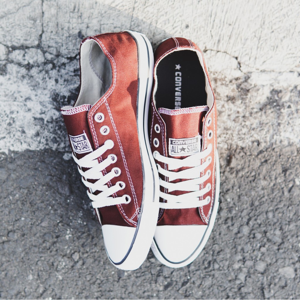 Converse Chuck Taylor New Release Undefeated Low Pendek 4 varian warna terkeren buat sekolah santai