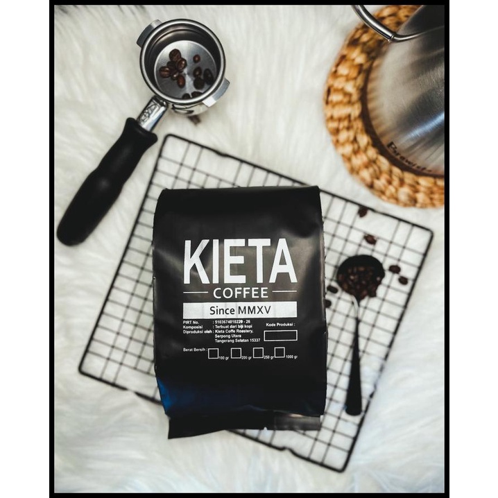 

Biji Kopi 1Kg Espresso Blend 70 Arabika / 30 Robusta
