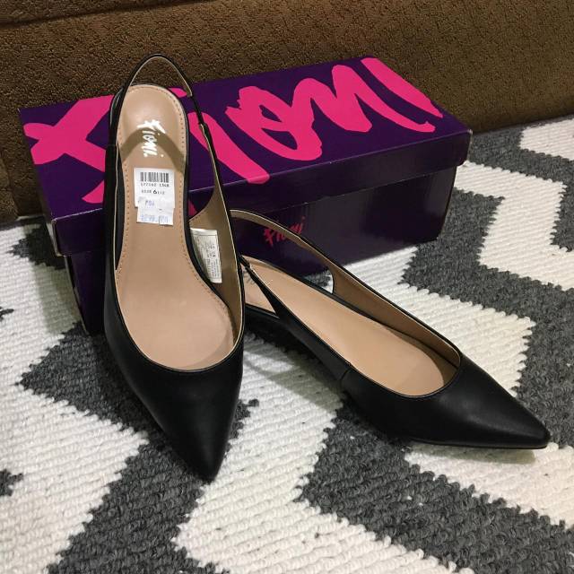 ❗FLASH SALE❗FIONI LISA BLACK HEELS (PAYLESS)