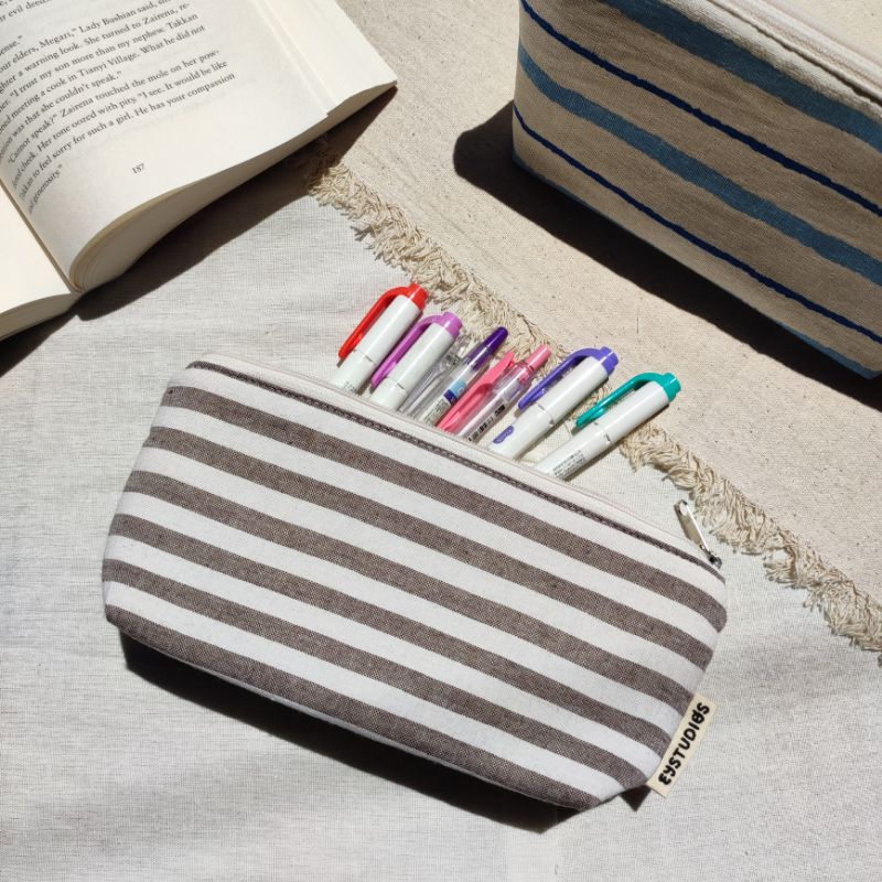 eystudios - Pencil Case Linen / Tempat Pensil Motif Salur