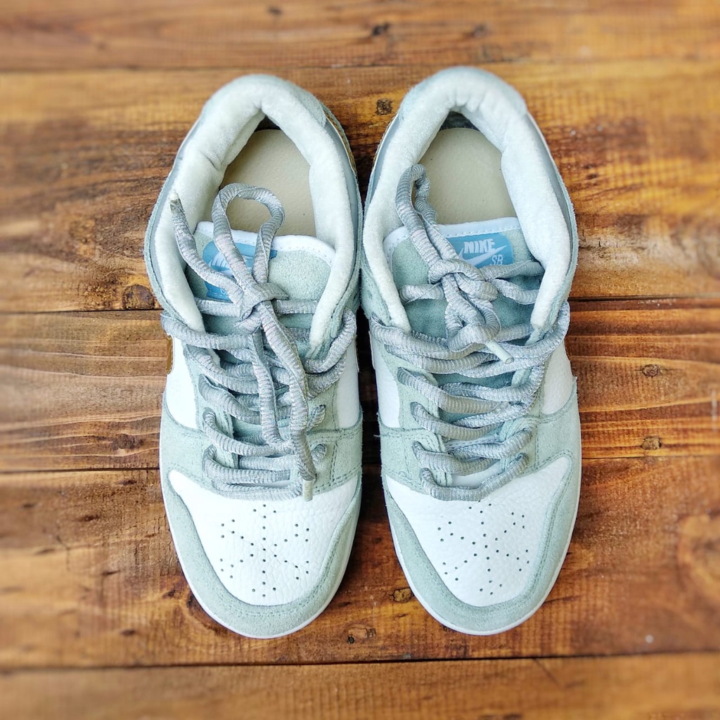 (SOLD OFFLINE) Nike SB Dunk Low Sean Cliver