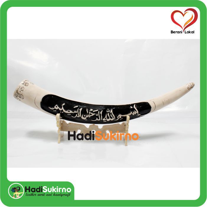 Miniatur Gading Ukir Fiberglass