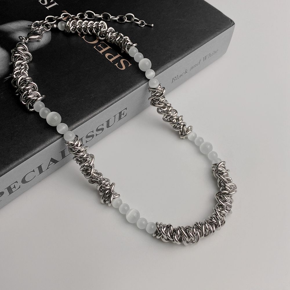 Kalung Gelang Rantai Klavikula Bahan Titanium Steel Gaya Retro Korea Untuk Wanita