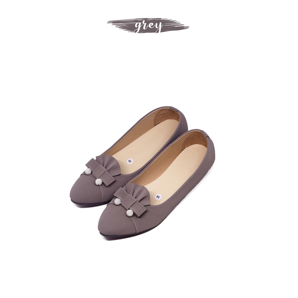 Flatshoes Pita Kipas Mutiara - Sepatu Wanita