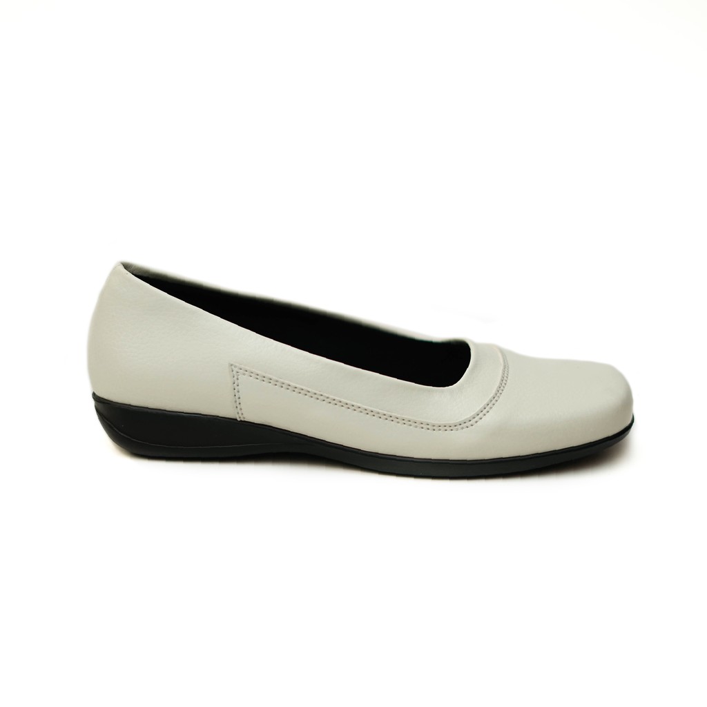 CBY  flat putih sepatu pantopel wanita sepatu kerja sepatu kantor wanita sepatu formal sepatu suster sepatu perawat sepatu slip on wanita