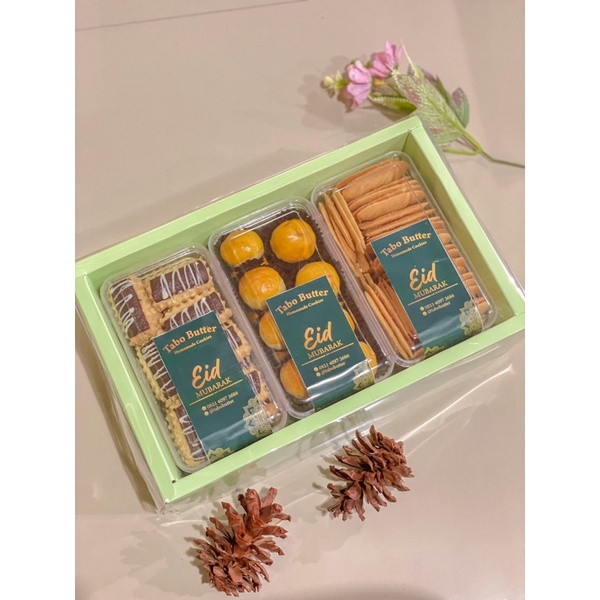 

Hampers Kue kering toples kotak