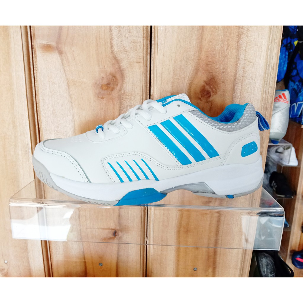 FashionPria>SepatuPria>Sneaker>Adidas
