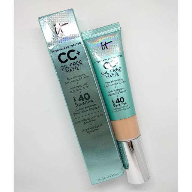 It Cosmetics CC+ Oil Free Matte (share in jar)