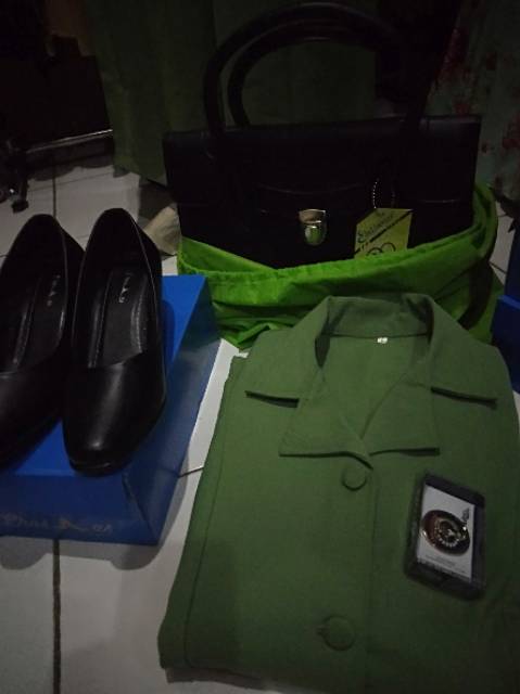 Paket pengajuan baju psk persit pendek