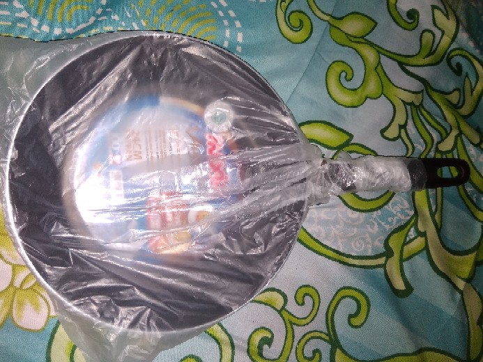 Maxim Valentino Fry Pan Anti Lengket Penggorengan 24 Cm