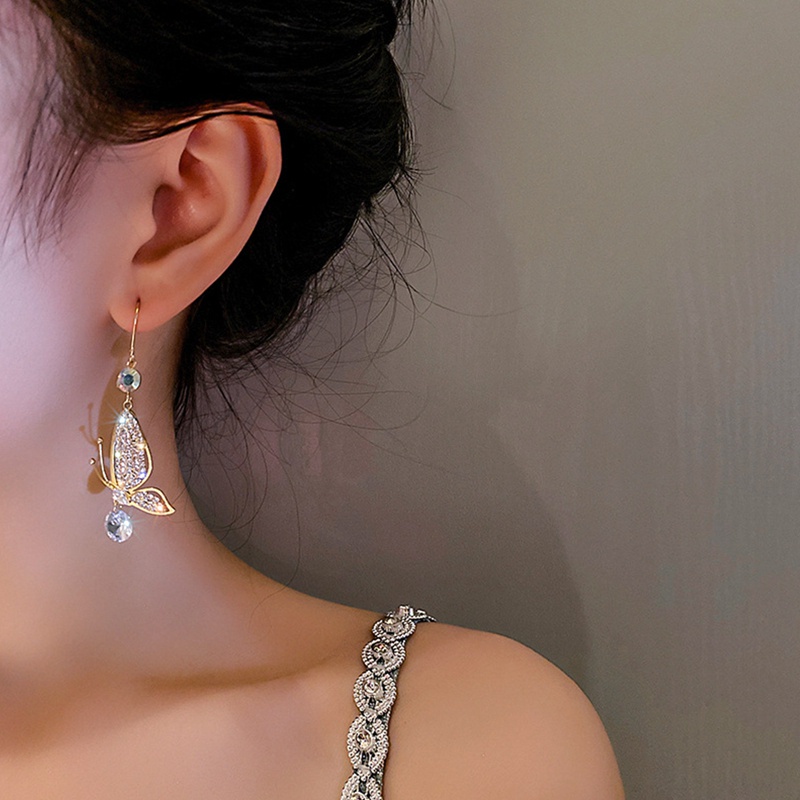 Fancyqube Anting Giwang Mewah Model Kupu-Kupu Gaya Korea Dengan Kristal + Mutiara + Zircon Untuk Wanita