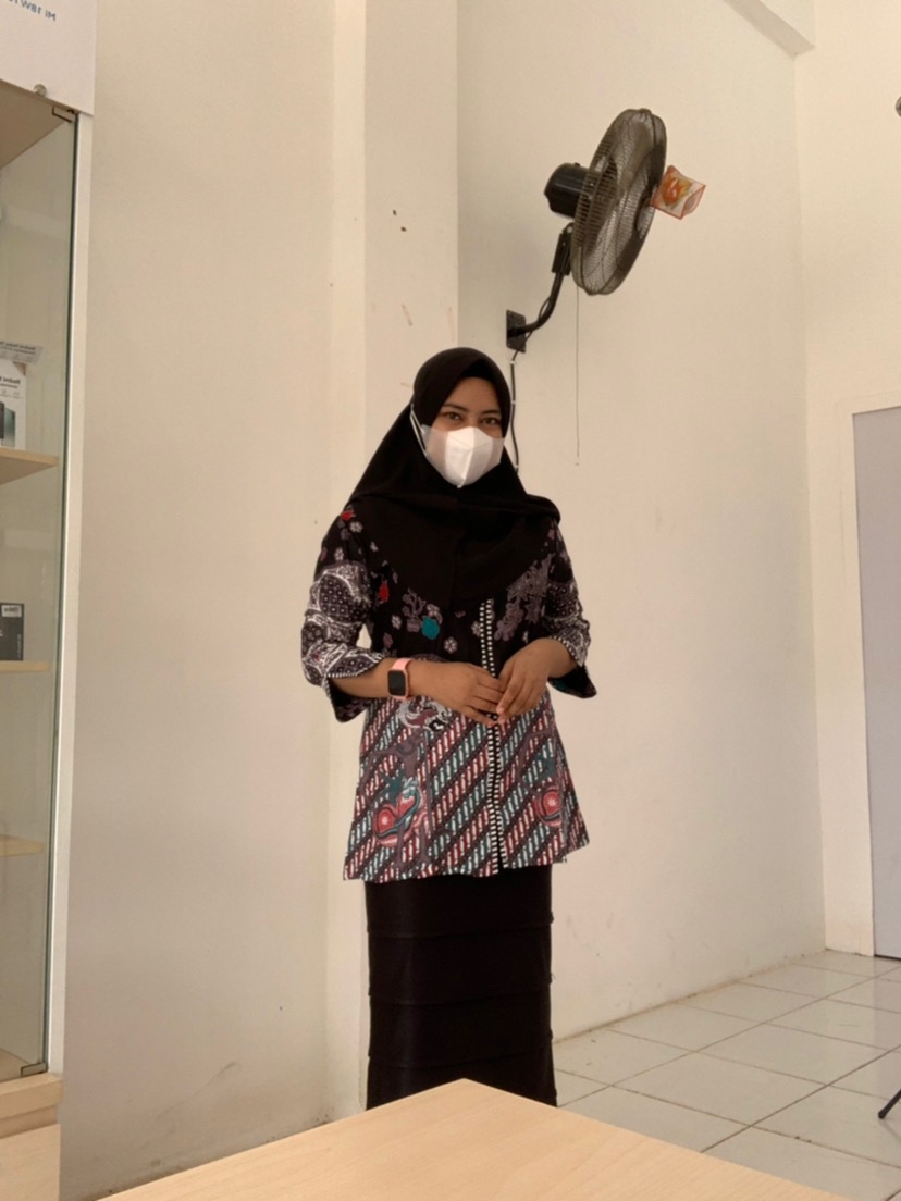 Atasan Batik Couple Terbaru Motif Tiganegri