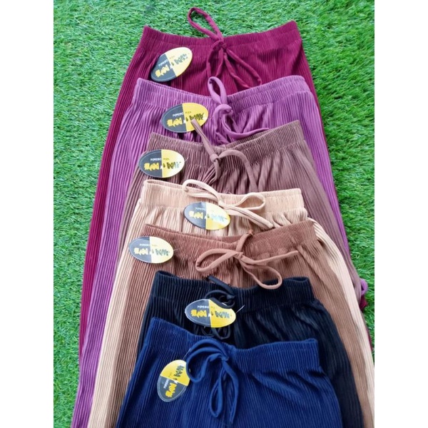 (PLISKET LIDI 7/8) •AURA.celana plisket hyget•celana pendek wanita plisket•celana plisket selutut