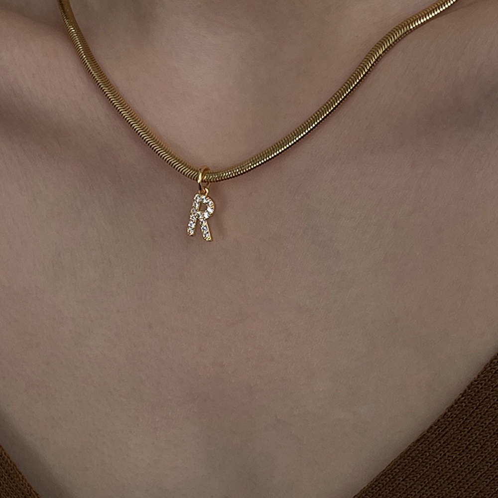 Needway  Personaility Clavicle Choker Geomertic Fashion Jewelry Inlaid Zircon Necklace Women Chain New Punk Crtsyal Pendant Letter