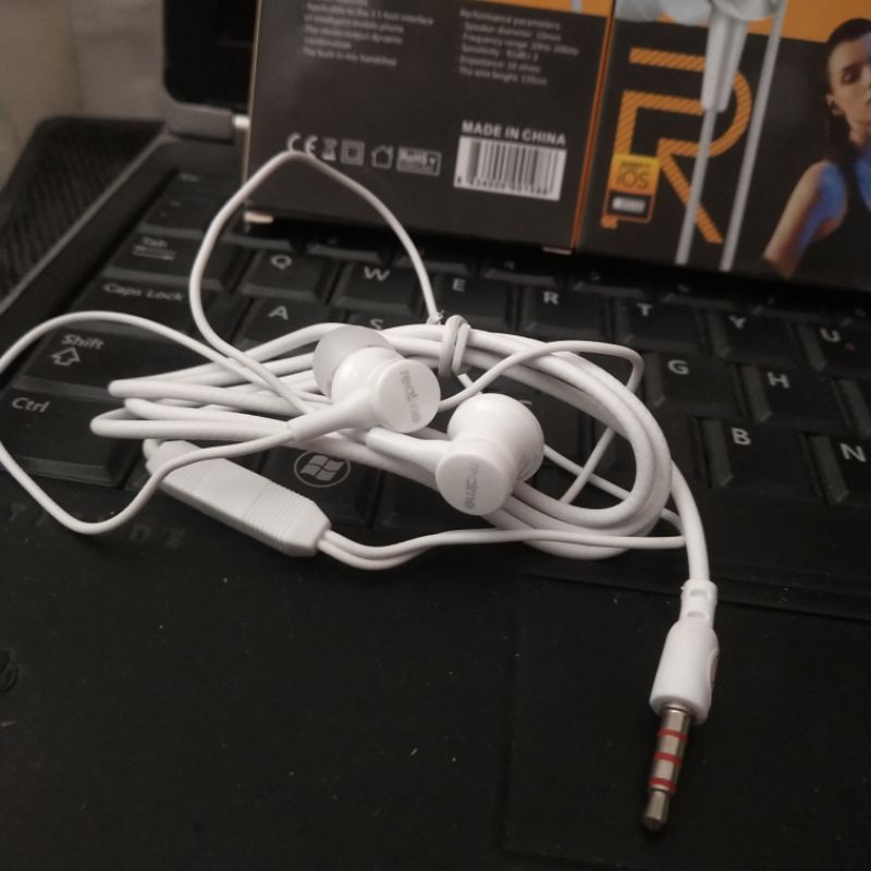 Earphone Realme Buds Extra Bass In Ear With Microfon Jack 3.5mm Realme 2 Pro 3 pro 5 pro C2 C3 5i C11 C12 C15 C17 (59M)