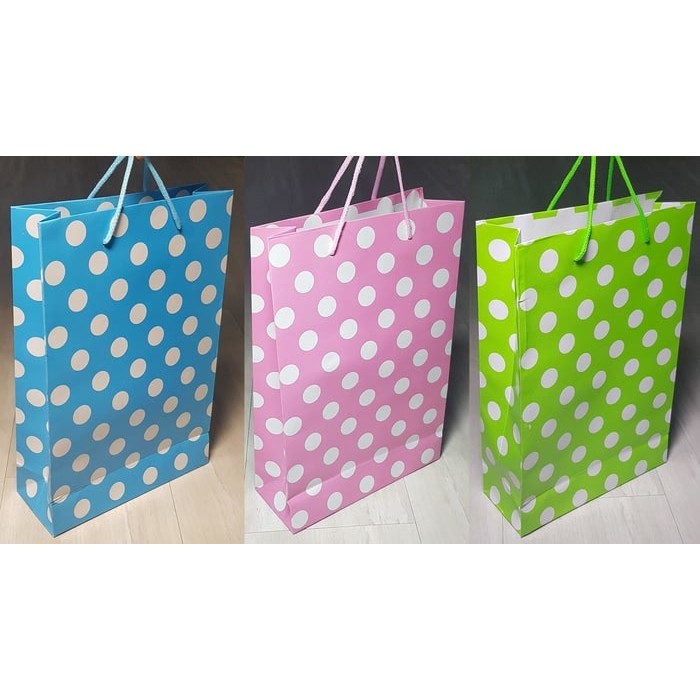 

Paperbag Tali Polkadot / isi 12 pc / Tas Souvenir Ulang Tahun