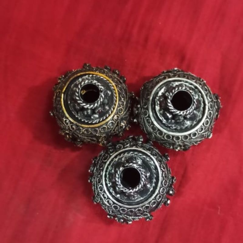 Mendak Selut Keris hitam