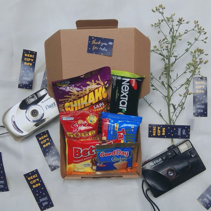 snack gift box/gift box/snack box| Random