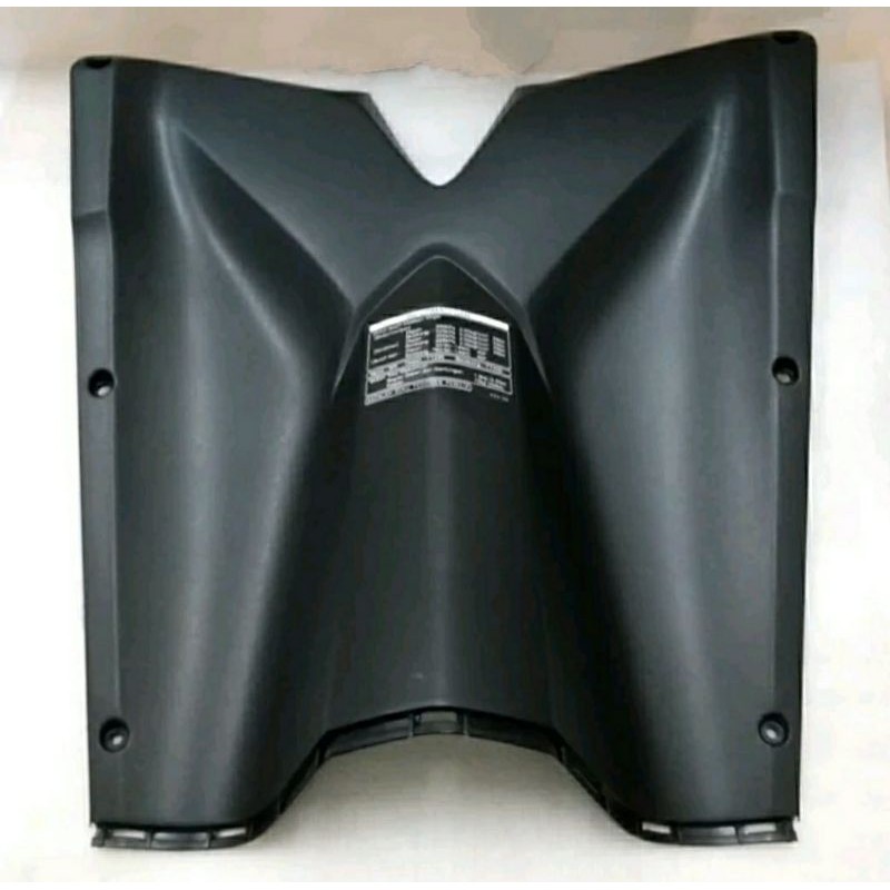 Cover Inner Lower Dasbor Legshield Kunci Bawah Laci Vario 125 FI Non LED Ori AHM 8114AKZR600ZB