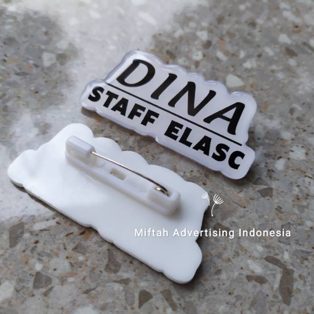 

Nametag UNIK LUCU