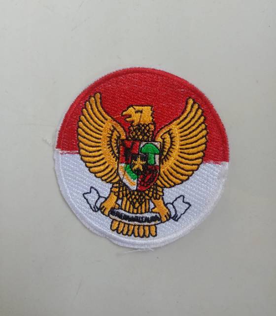 Bet bordir bagde Garuda Pancasila
