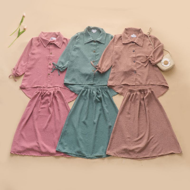 JUNIOR 5-8Tahun One Set Savana Kemeja Oversize Mix Rok | Setelan Anak Perempuan Bahan Crinckle Premium | Set Rok Anak Polos Lucu Viral Kekinian | Setelan Anak Cewek Murah