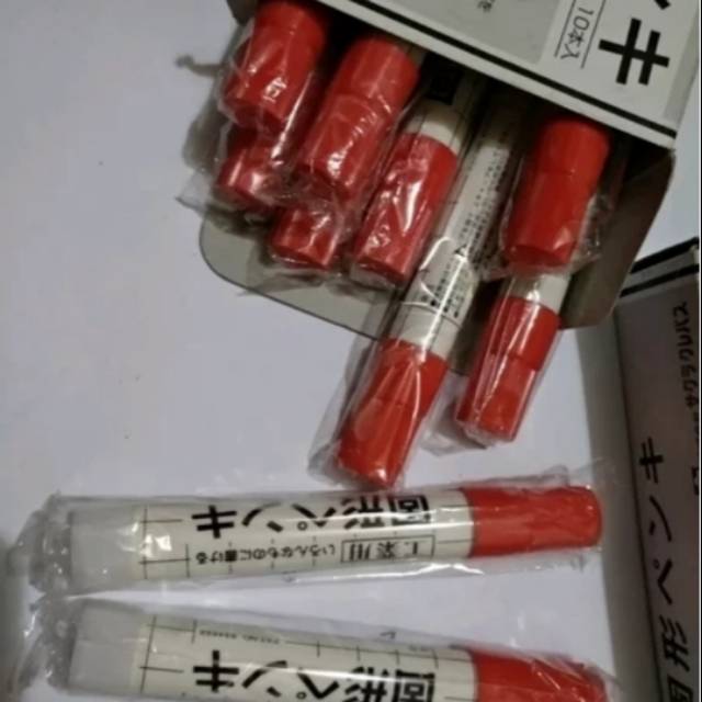 

Solid Steel MARKER Red SAKURA - Spidol Penanda Besi Permanen Merah Sakura Corporation Made In Japan